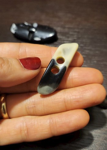 El Yapımı İki Delikli Doğal Düğmeler - Görsel 4