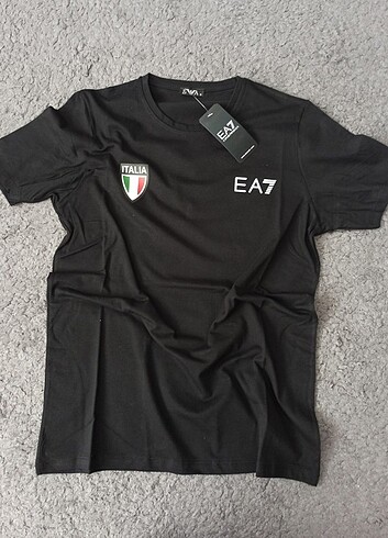 Unisex tshirt 7 adet m ve l