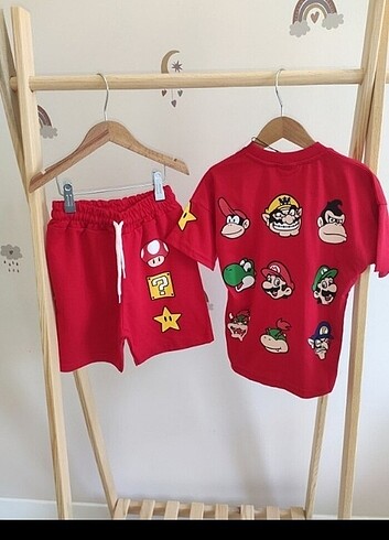 7 Yaş Beden kırmızı Renk Super Mario alt üst şortlu takım