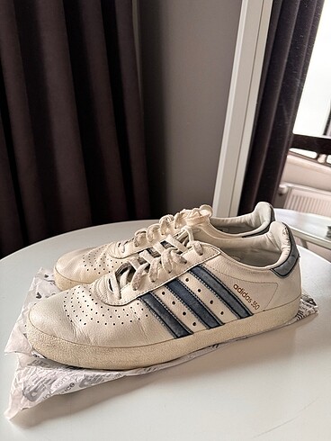 Adidas spor ayakkabı
