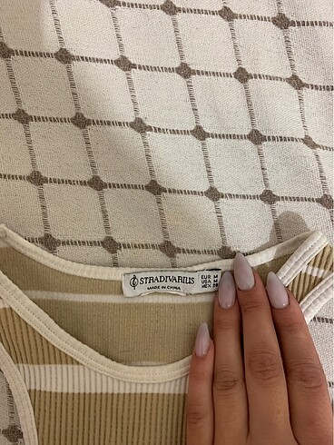 Stradivarius croppp