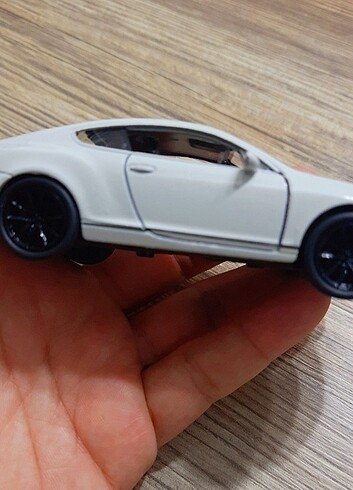 Beden Renk Diecast Welly Marka Bentleyy