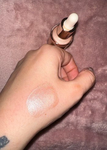 Kiko Glow Fusion Aydınlatıcı Sıvı - Bej - Görsel 4