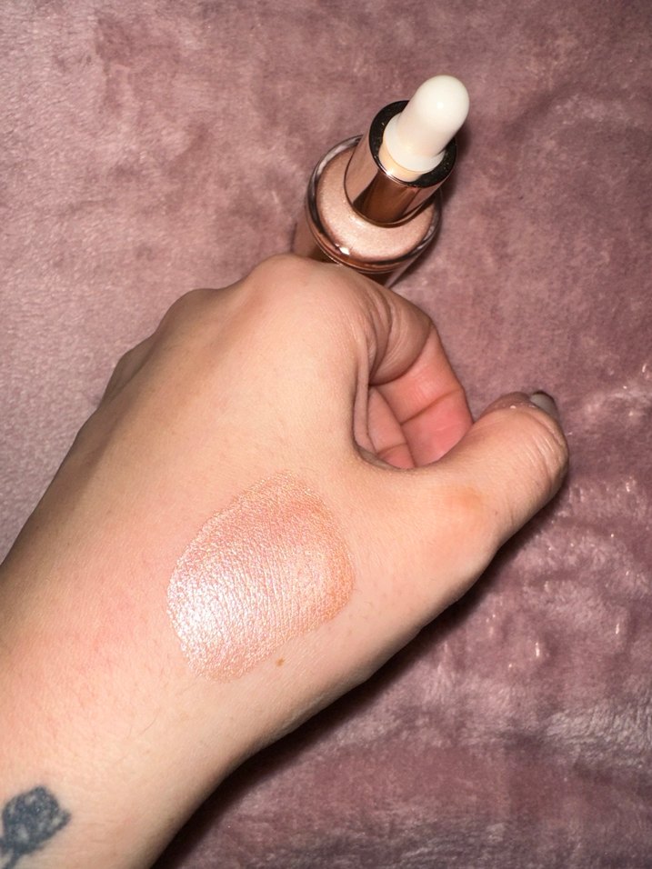 Kiko Glow Fusion Aydınlatıcı Sıvı - Bej - Görsel 4