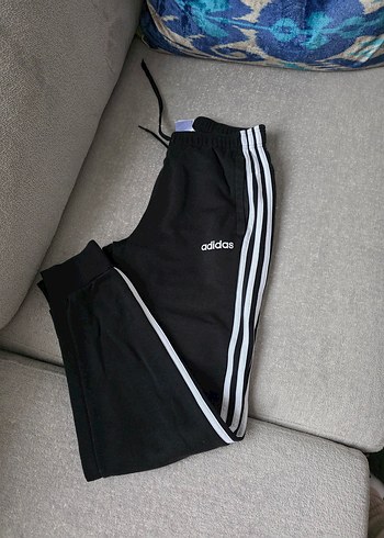 Adidas m
