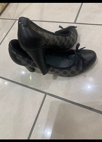 Tommy Hilfiger 39 numara - Görsel 5