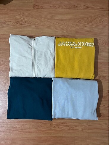s Beden 4 Adet Erkek Sweatshirt