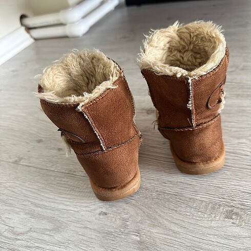 23 Beden kahverengi Renk Bebek ugg bot