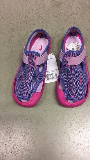 Nike sandalet