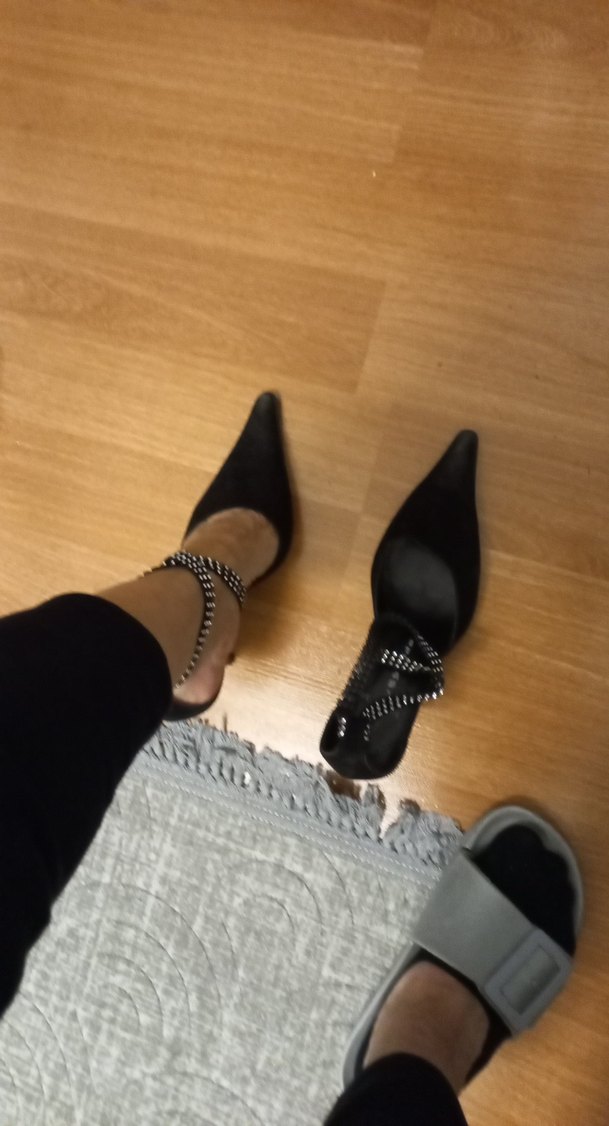 Tokalı Siyah süet  İnce Topuklu Ayakkabı - Görsel 5