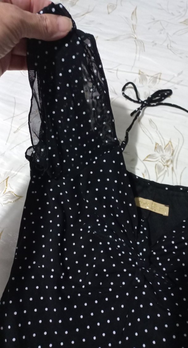 Puantiyeli Siyah Uzun V Yaka Elbise - Görsel 3