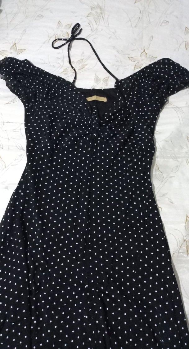 Puantiyeli Siyah Uzun V Yaka Elbise - Görsel 2