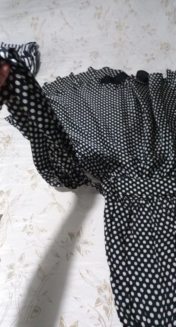 Puantiye Desenli Siyah saten Elbise - Görsel 5