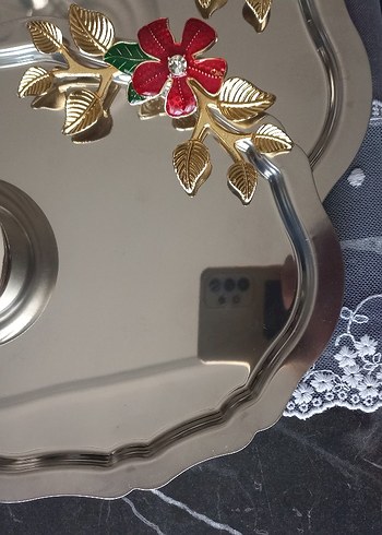 Altın Renkli Çiçek Desenli Çelik Parlak Tepsi ve sunumluk sıfır - Görsel 4