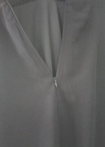 Nakışlı Siyah Midi V Yaka Kolsuz Elbise - Görsel 11