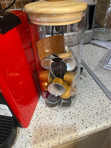  Beden Renk Nespresso Essenza Mini Kapsül kahve makinesi