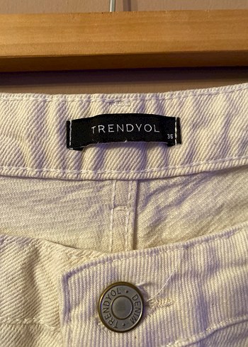 Beyaz - Krem Renkte Regular Fit Denim Kadın Pantolon - Görsel 4