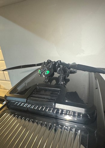 Siyah ve Beyaz 
Ejderha Aksiyon Figürleri - Görsel 3