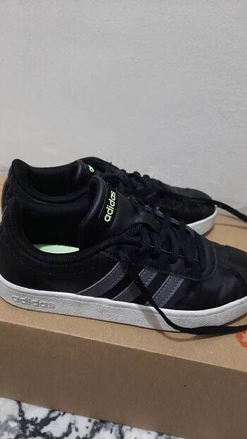 33 Beden 33 numara orjinal adidas çocuk spor ayakkabı