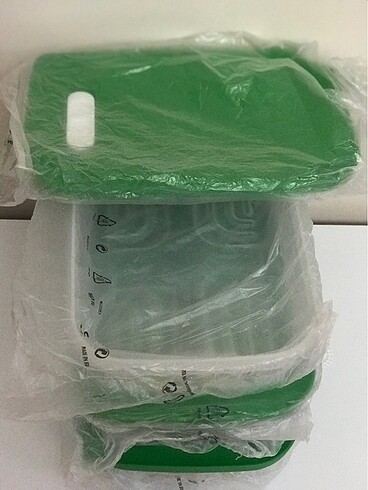 Beden Tupperware saklama kapları