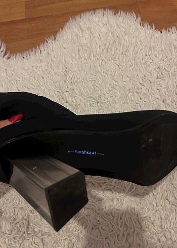 41 Beden siyah Renk Bershka Siyah Süet Kadın Topuklu Bot