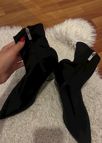 41 Beden Bershka Siyah Süet Kadın Topuklu Bot