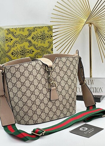 GUCCİ ÇANTA