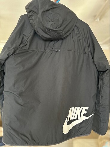 l Beden Nike mont
