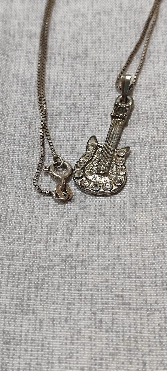 Gümüş Gitar Objeli Kolye - Görsel 3