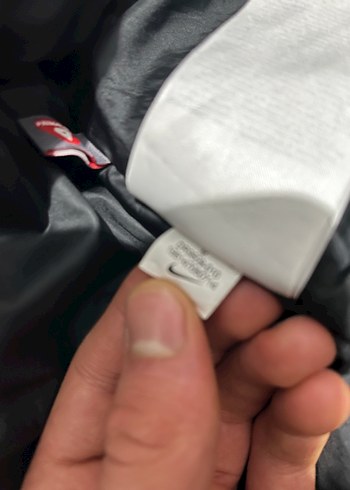 NİKE UZUN ŞİŞME MONT WİNDRUNNER DOLGULU PARKA - Görsel 3