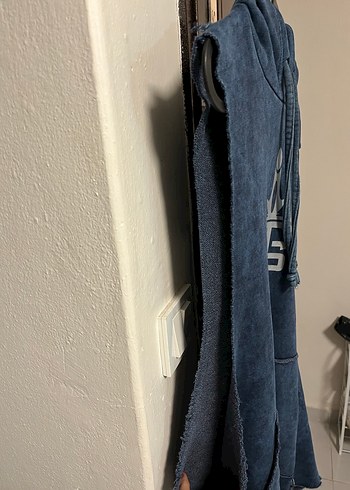 Sporcu atleti kapüşonlu - Görsel 2