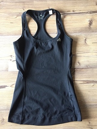 Adidas spor atlet