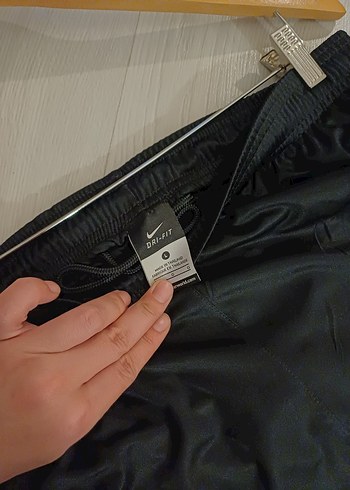 Siyah Erkek Orjinal Nike Şort - Görsel 4