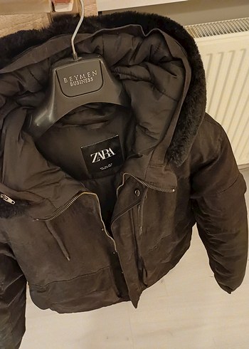 Siyah Kadın Kapüşonlu Kaban - Görsel 5