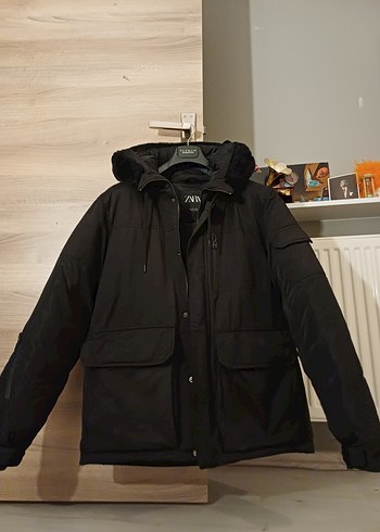 Siyah Kadın Kapüşonlu Kaban - Görsel 2