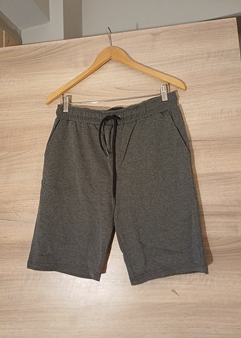 Gri Erkek Rahat Kesim Keten Bermuda Şort - Görsel 3