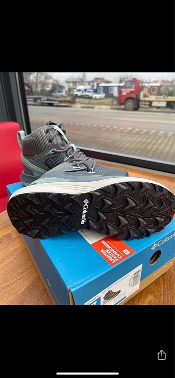 Columbia Columbia Su geçirmez Outdoor Bot 38 Yeni