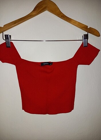 Stradivarius kırmızı bustiyer crop top 