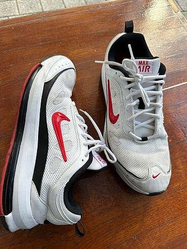 Nike air max spor ayakkabı