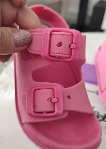 25 Beden Vicco Kız Çocuk Pembe Sandalet
