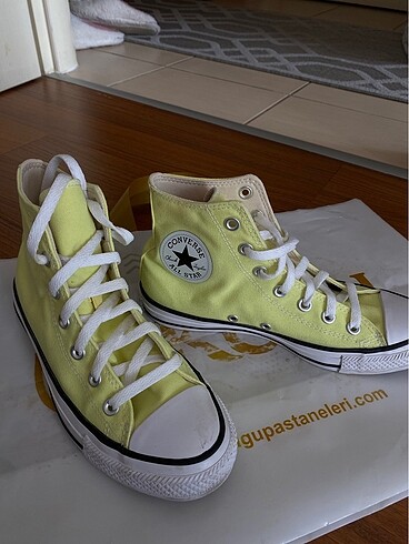 Converse neon sarı
