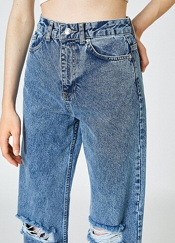 28 Beden mavi Renk KotonJeans Nora 90's fit model