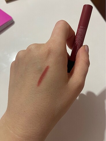 Beden pembe Renk Nars powermatte high intensity lip pencil