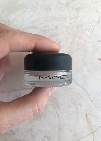 MAC Açık Bej Renkli far bazı - Görsel 5