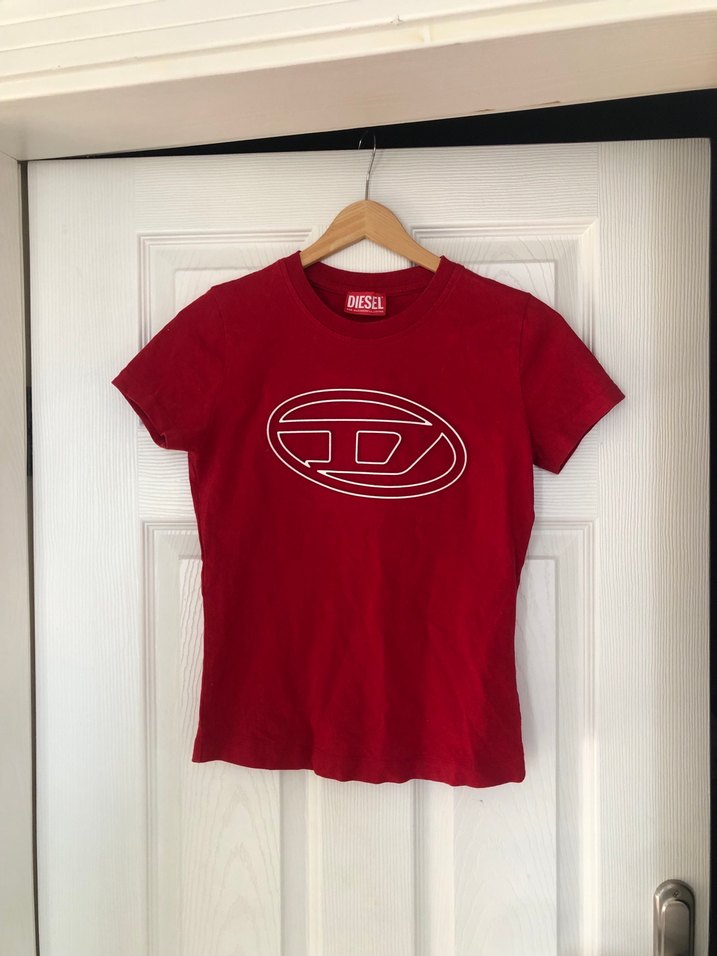 Kadın Kırmızı Kısa Kollu Baskılı Tişört - Görsel 2