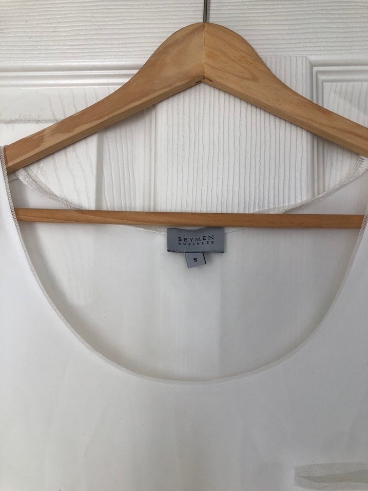 Beyaz Kolsuz Mini Kadın Bluz - Görsel 3