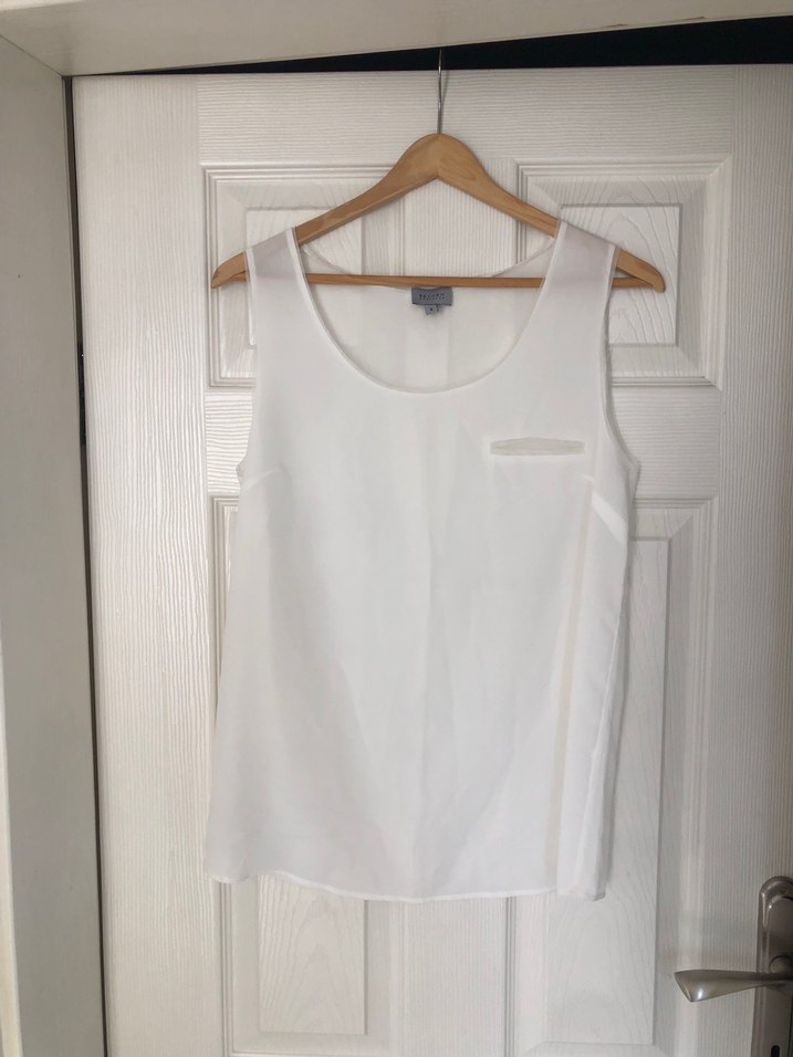 Beyaz Kolsuz Mini Kadın Bluz - Görsel 2