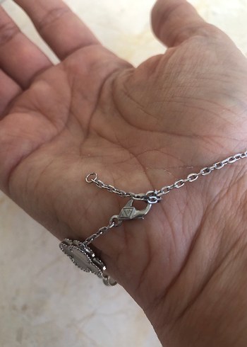 Zincir Detaylı Minimalist Beyaz Kadın Bileklik - Görsel 5