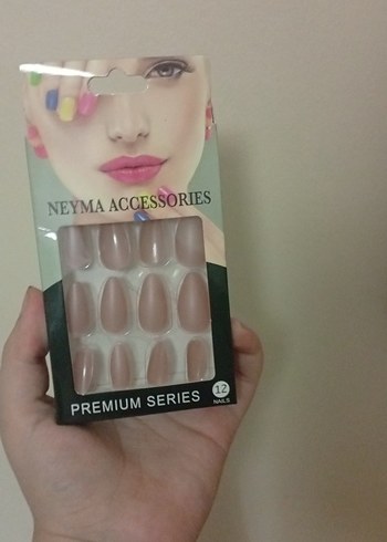 Bej Pastel Takma Tırnak - Neyma Accessories