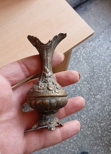 Antika bakır ve pirinç ürün ler 